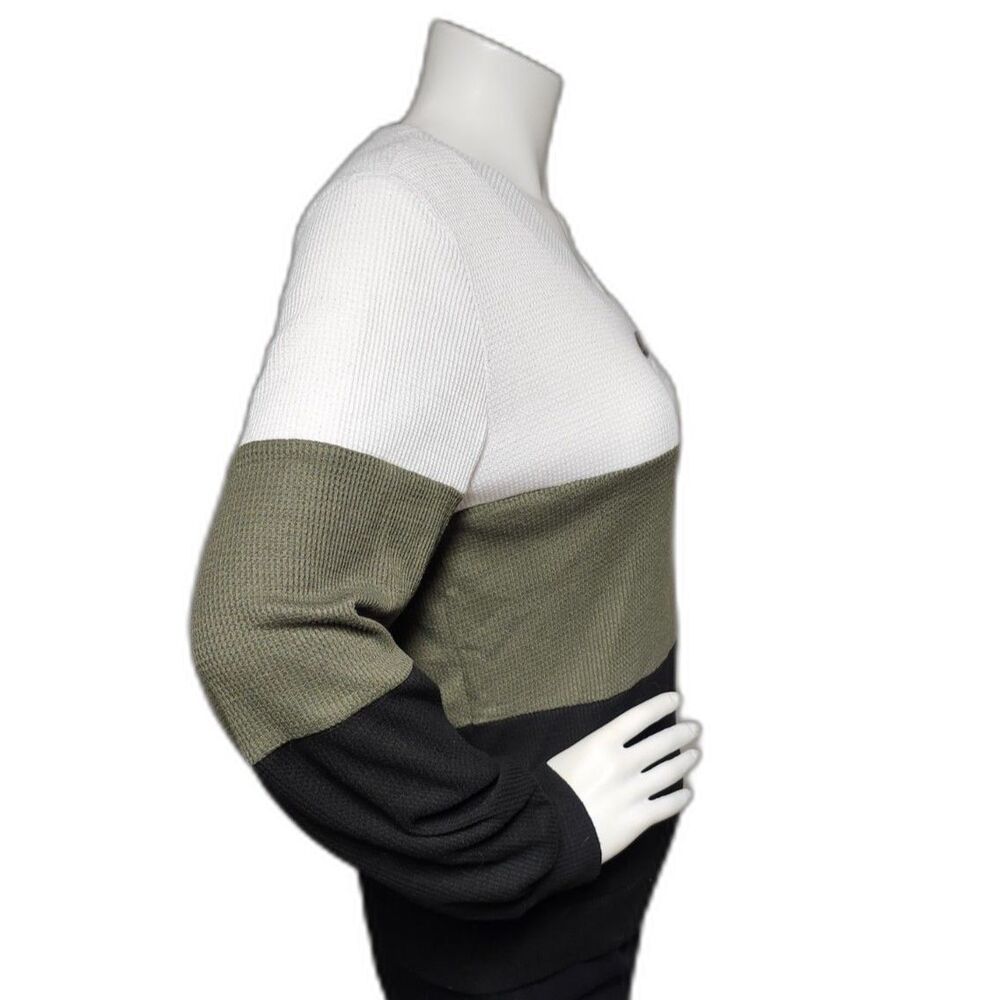 Emery Rose Colorblock Waffle Knit Button-Neck Top - Picture 3 of 5